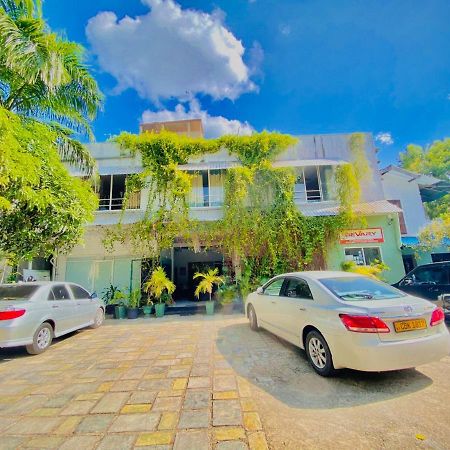 Bevary City Hotel أنرادابورام المظهر الخارجي الصورة