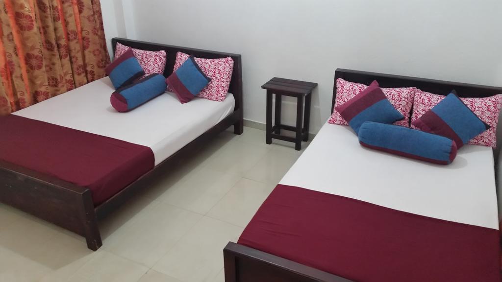 Bevary City Hotel أنرادابورام المظهر الخارجي الصورة